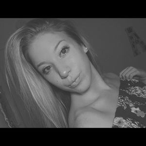 Meet your Posher, Alaina